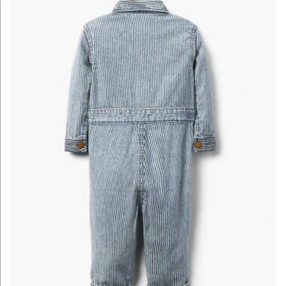 *ONLY 1 LEFT* 🔥HP🔥 One-Piece Train Conductor Suit - Picture 2 of 4
